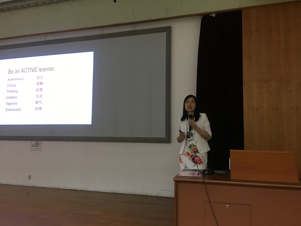 副院长陈则航老师做本科新生入学教育 副院长陈则航老师做本科新生入学教育